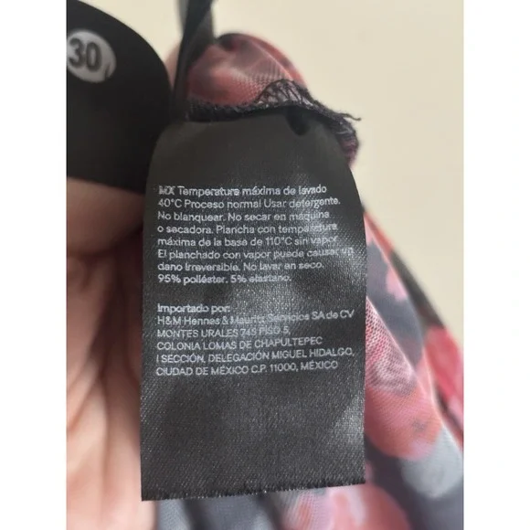 H M Divided Top Sheer Stretch Black Red Rose Punk Goth Y2K Small Whimsical - Picture 4 of 5